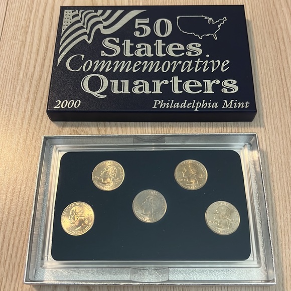 50 States Commemorative Quarters Philadelphia Mint Year 2000 - Picture 3 of 5